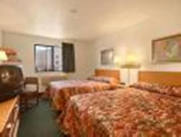 Hotel Super 8 By Wyndham New Stanton Pokoj fotografie